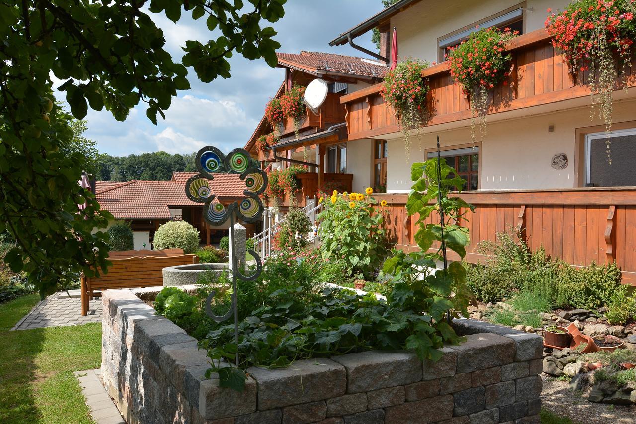 Pension Weiss Hohenwarth Exterior photo
